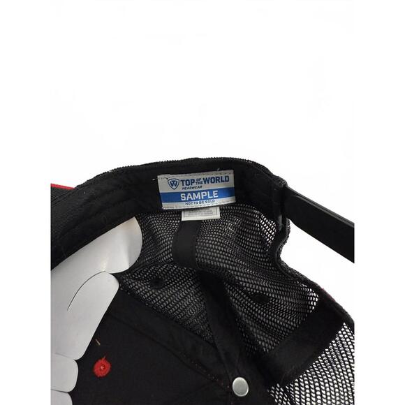 Wisconsin Badgers Red and Black Baseball Cap - Picture 6 of 6